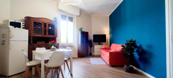 2 Bedroom Gem Near Milano Centrale Fast Wi Fi Kademy House Camera foto